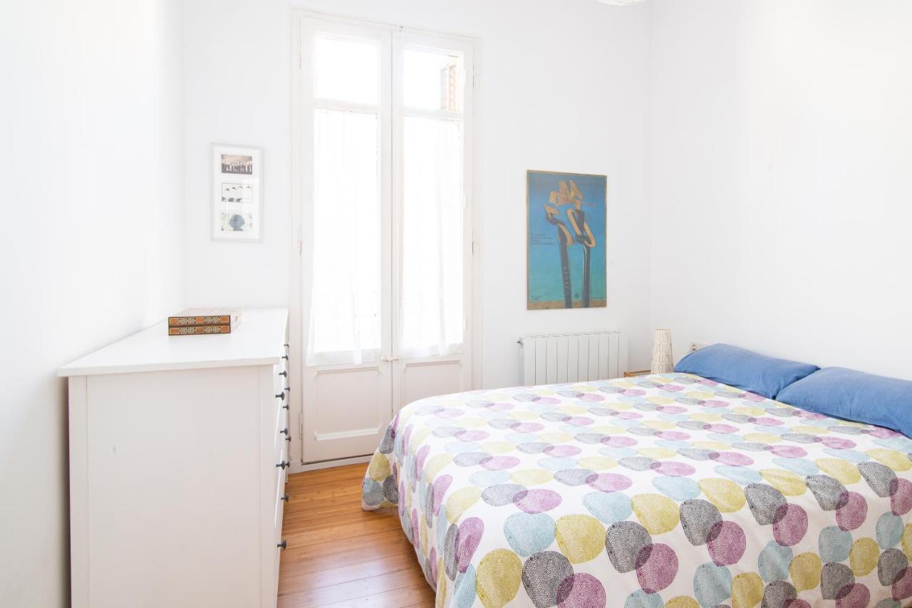 Barcelona Cozy Apartment מראה חיצוני תמונה