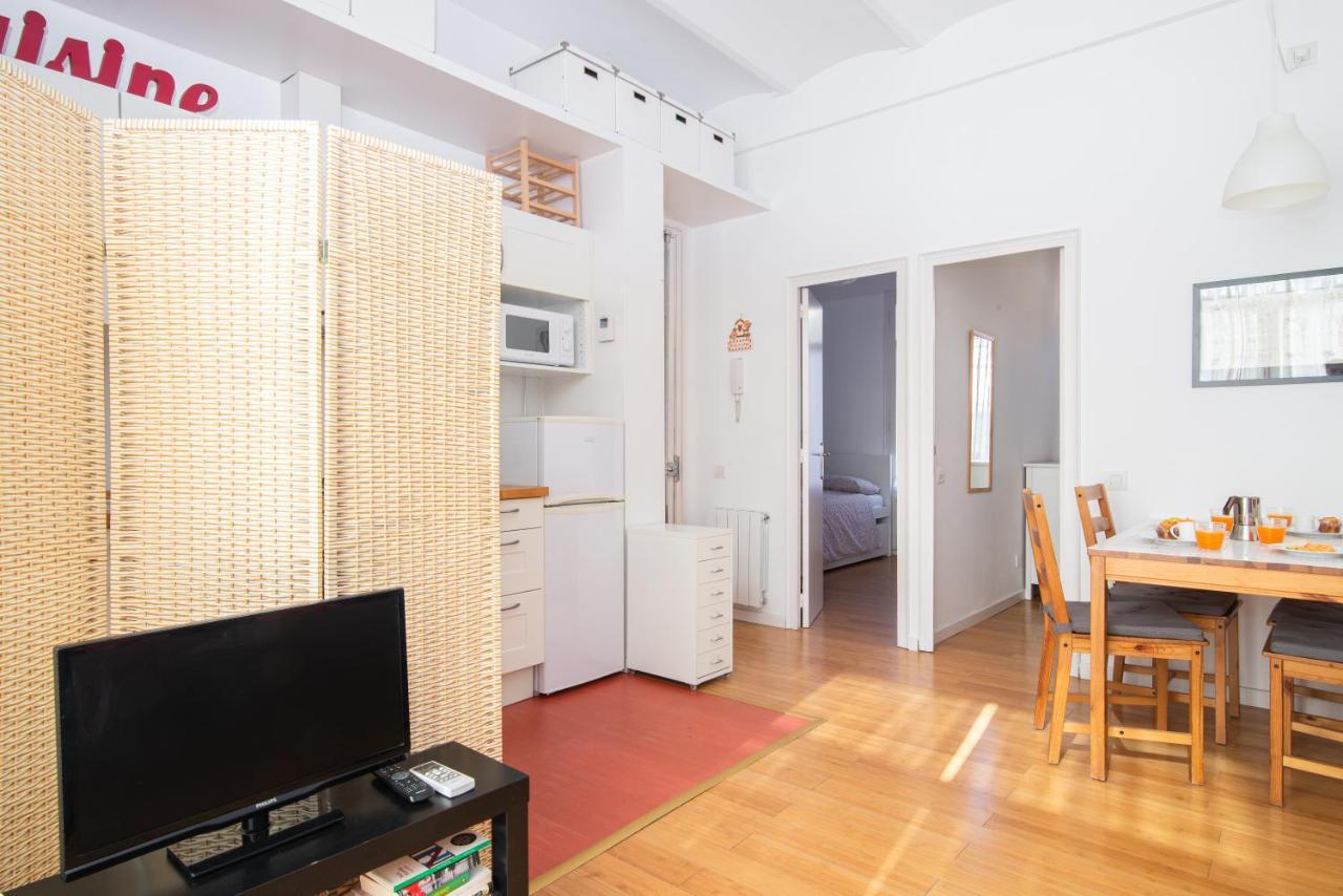 Barcelona Cozy Apartment מראה חיצוני תמונה