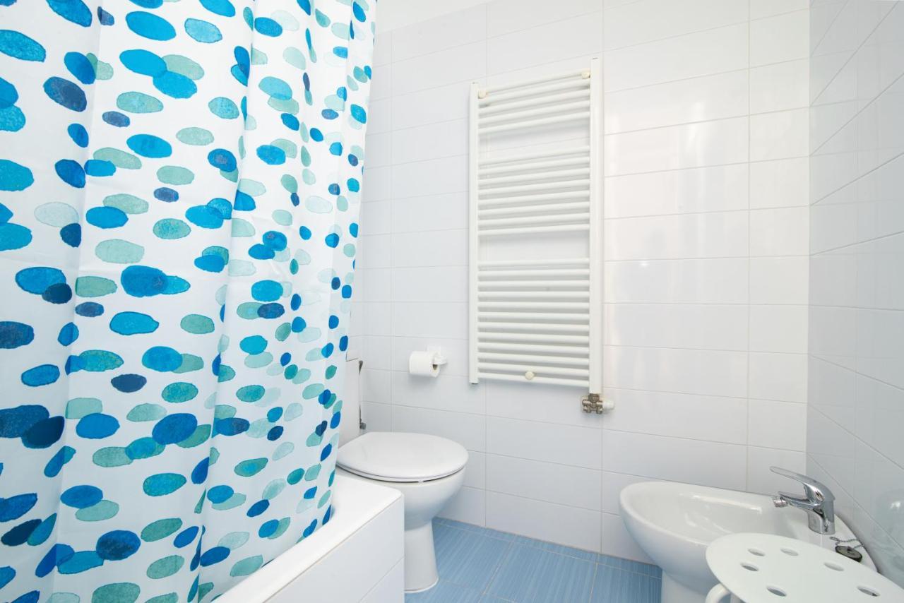 Barcelona Cozy Apartment מראה חיצוני תמונה